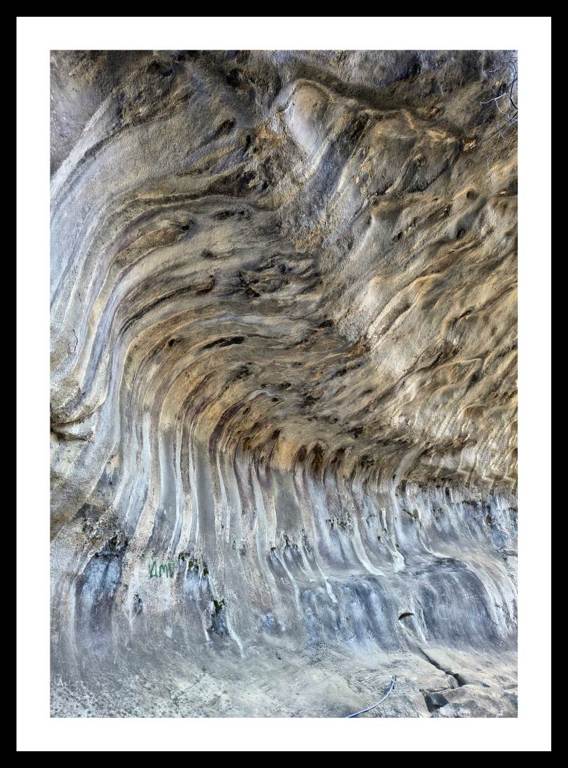 Limestone Wall Texture - Image 3